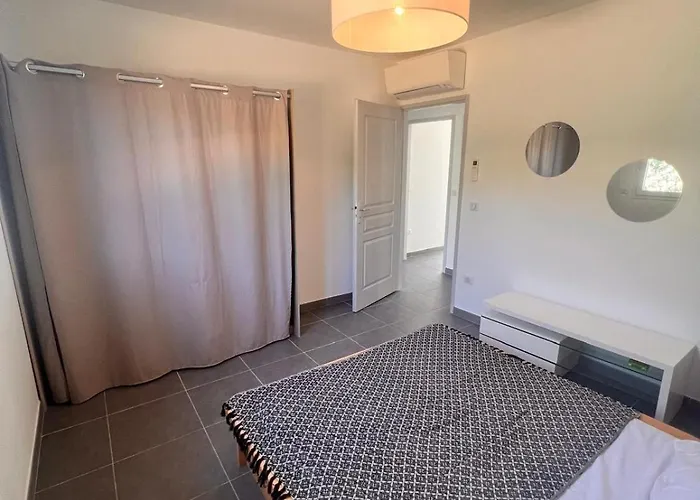 6 Pers Piscine Chauffée Campagne Vecchio *